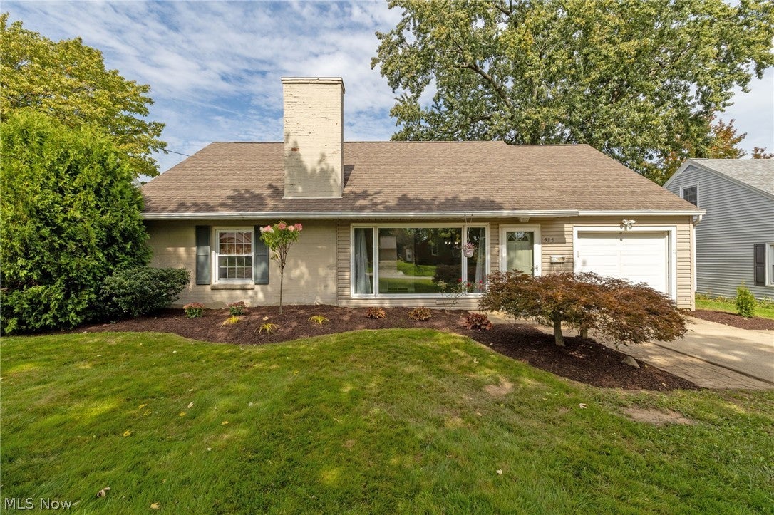 528 Midland Drive — photo