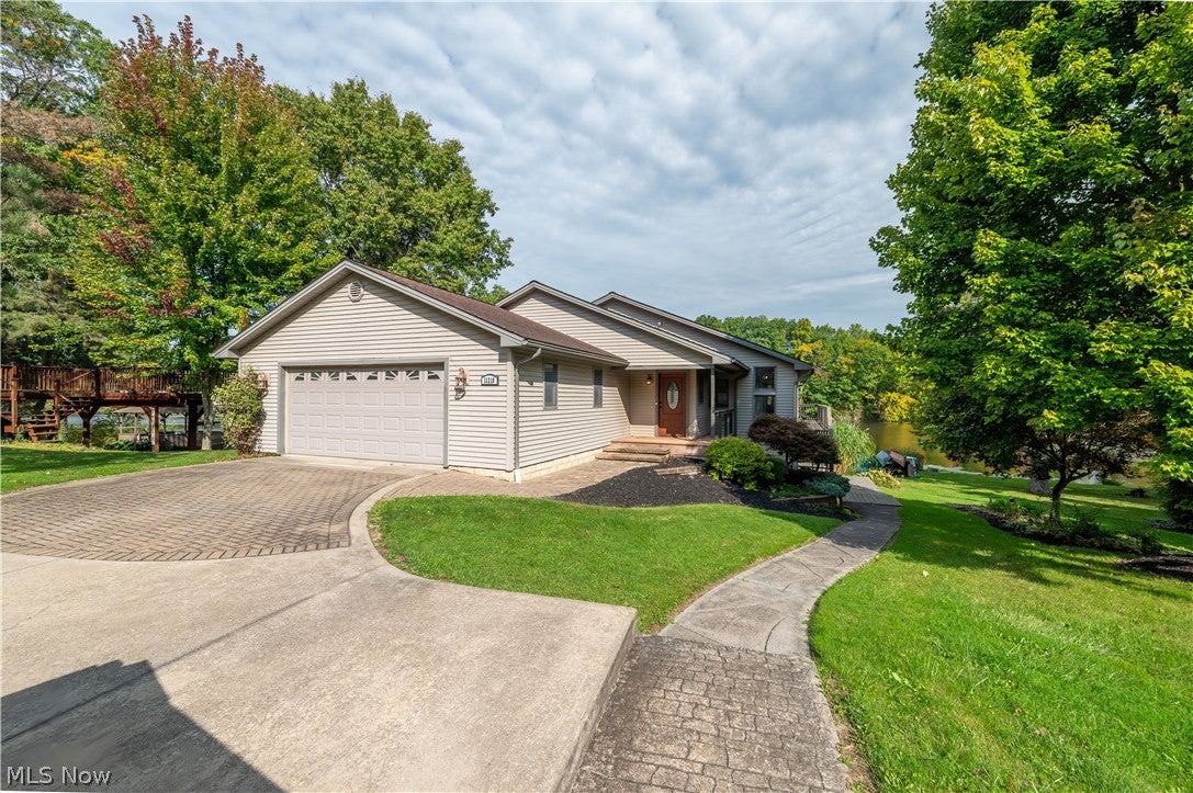 11218 Diehl Lake Drive — photo