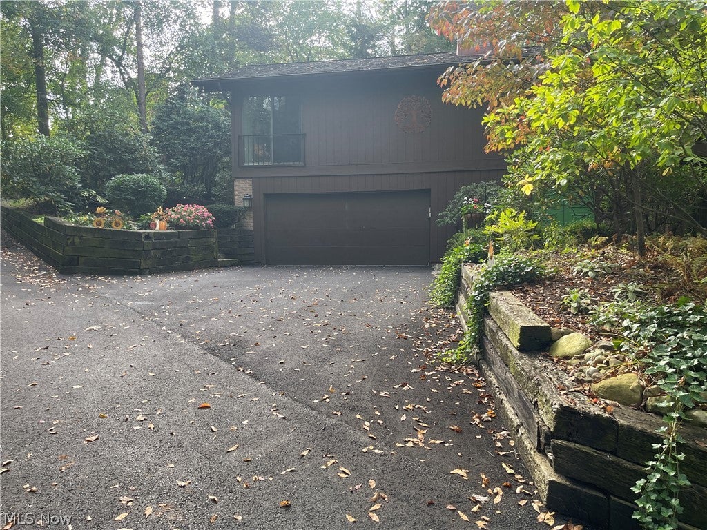 1936 Hemlock Drive — photo