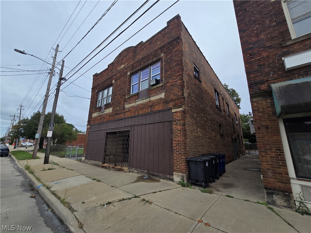 3549 W 105th Street — photo