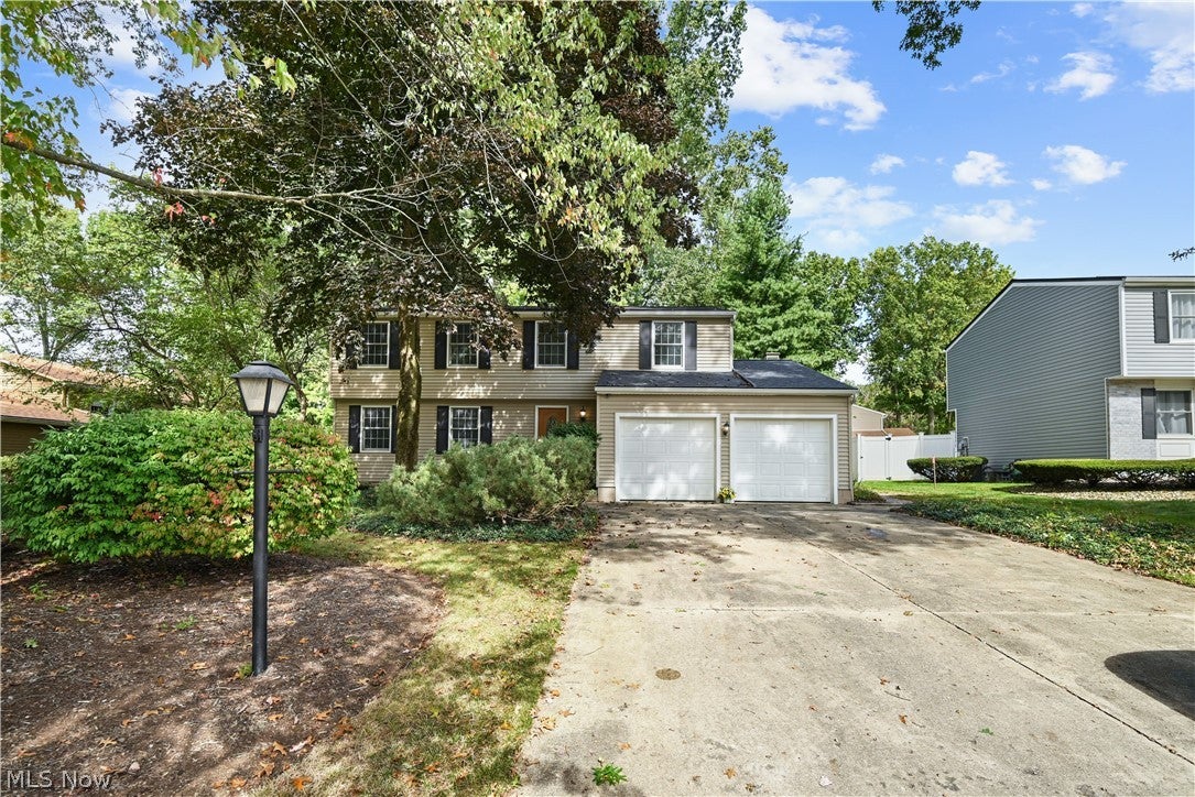 1546 Woodhill Circle NE — photo