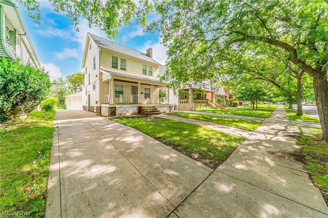 18107 East Park Drive — photo