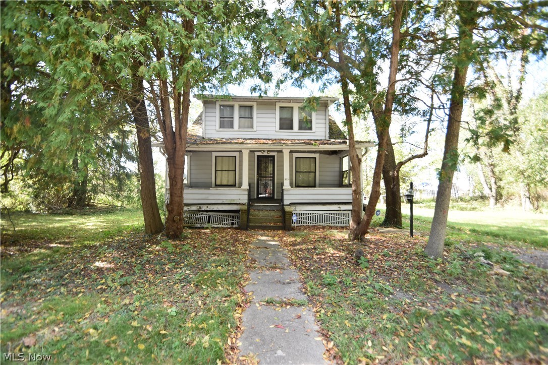 438 Bennington Avenue — photo