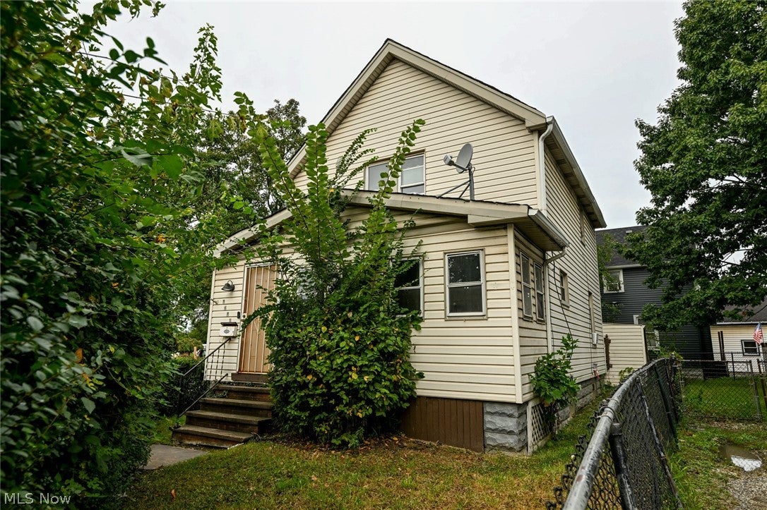 3641 Independence Road — photo