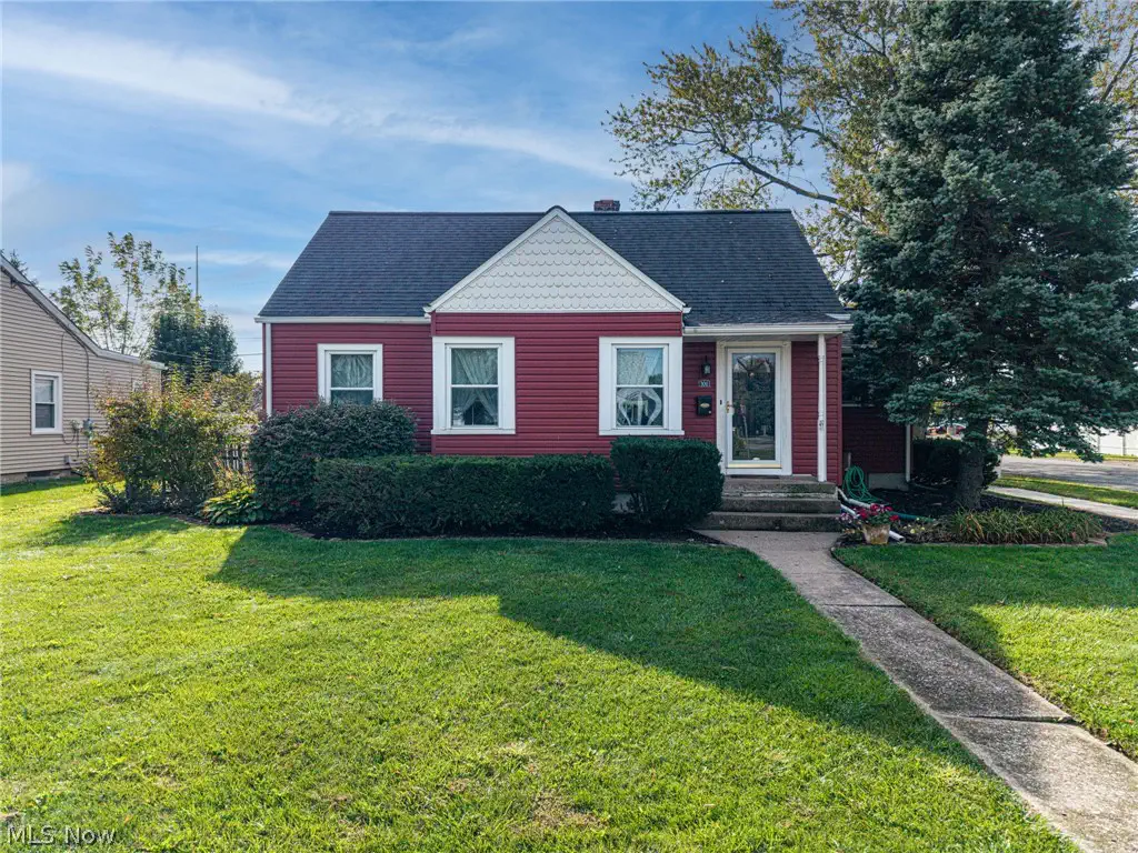 300 Str 300 50th Street, Sandusky, OH 44870 | Realty.com