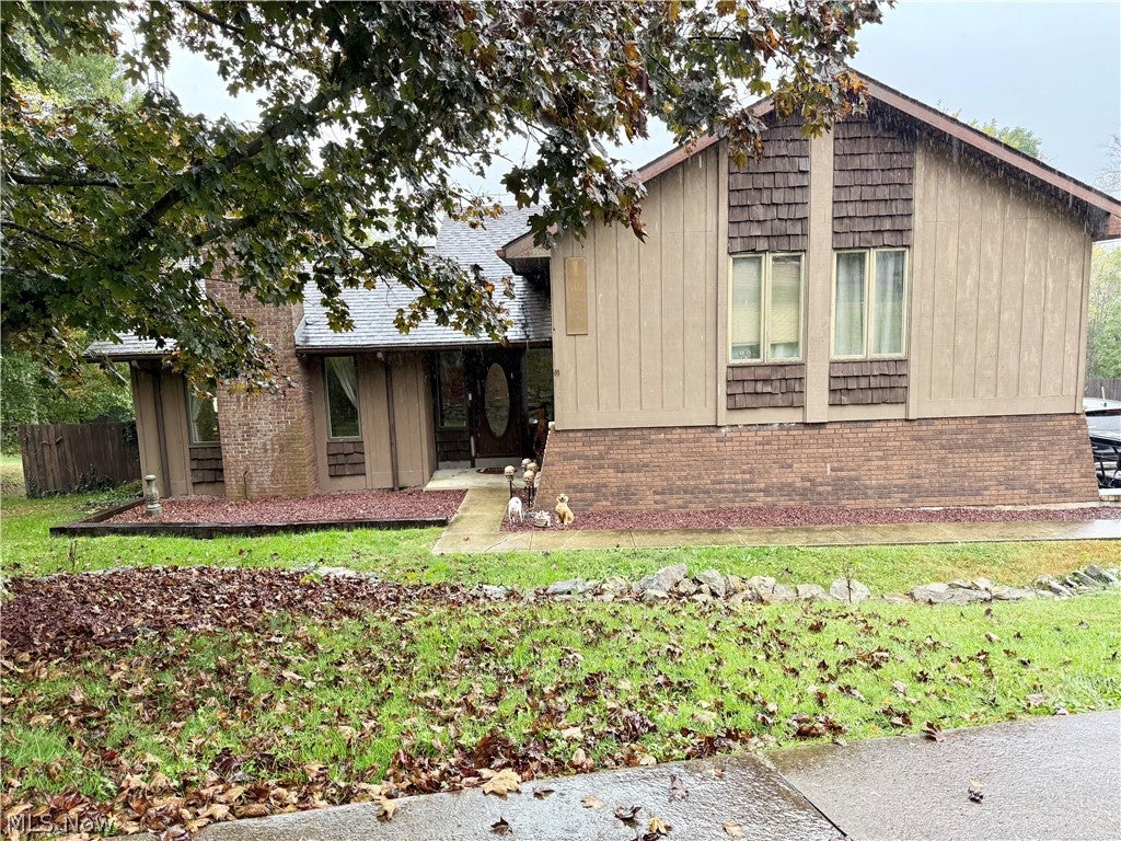 1460 Homestead Drive — photo