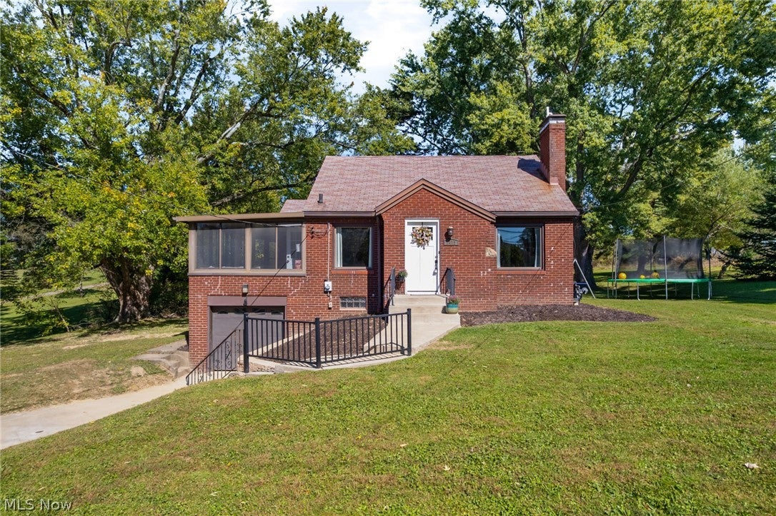 1415 Faircrest Street SE — photo