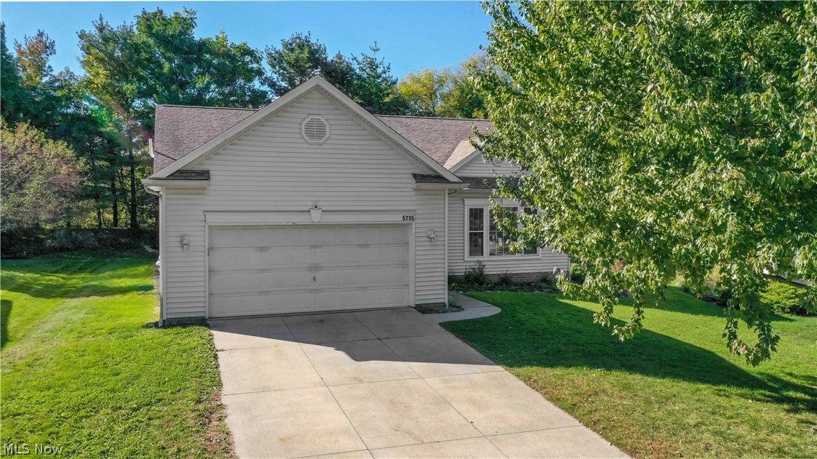 5715 Ashton Woods Circle — photo
