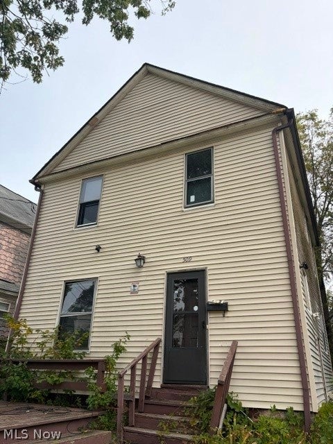 509 Rentschler Street — photo