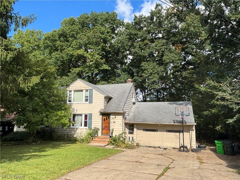 247 W Glendale Street — photo