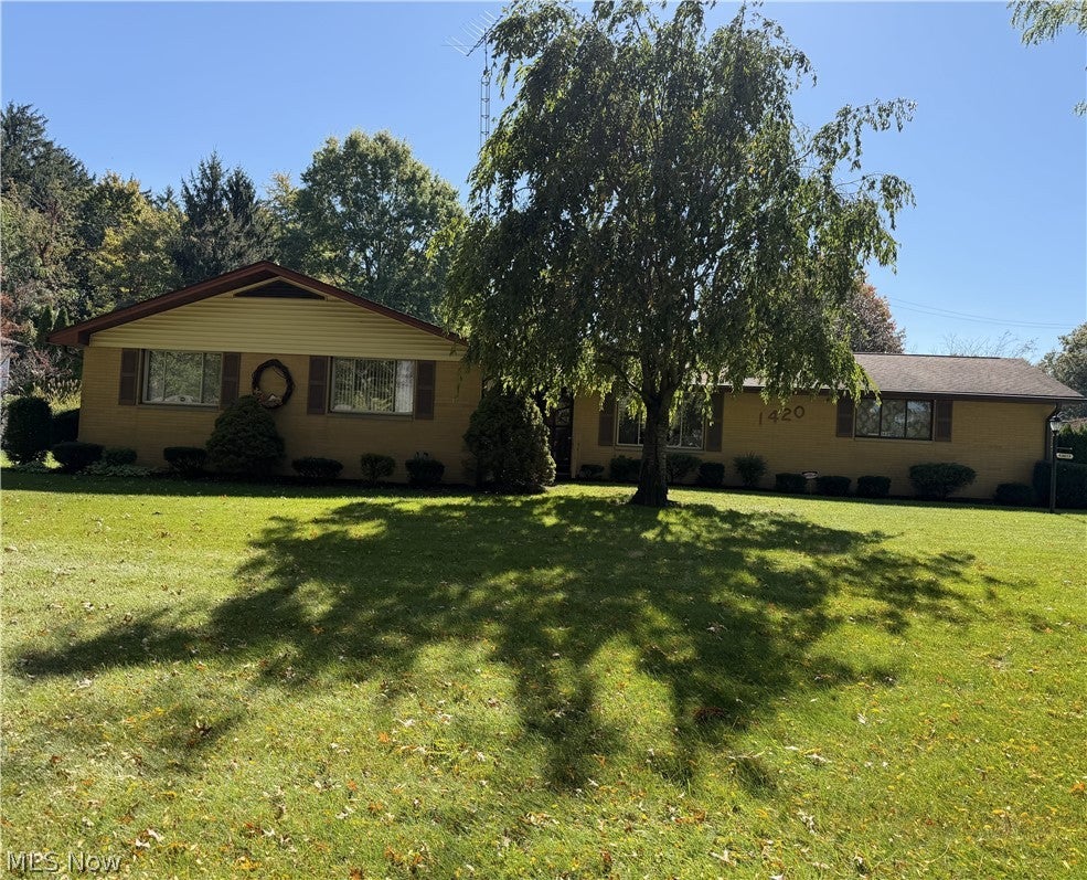 1420 Overlook Drive — photo