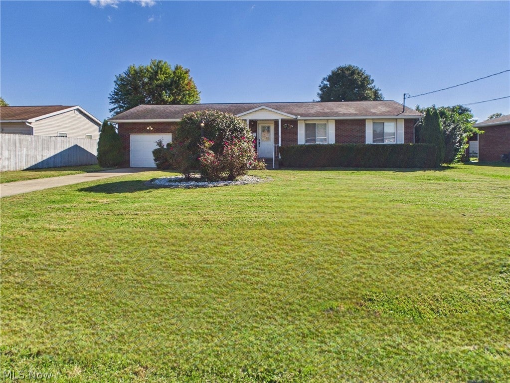 816 Campbell Drive — photo