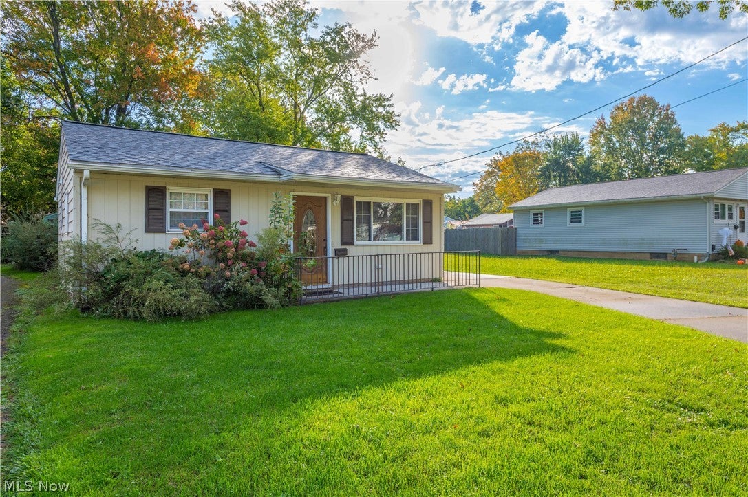 820 Longson Avenue, Elyria, OH 44035 — photo 3