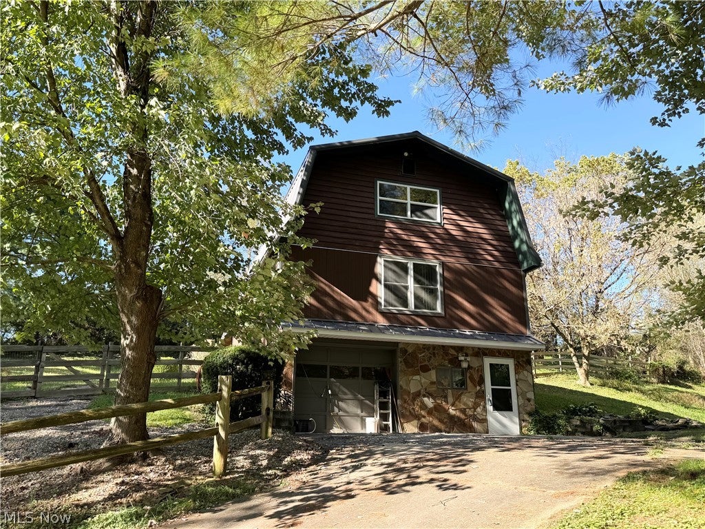 3896 Waterford Road — photo