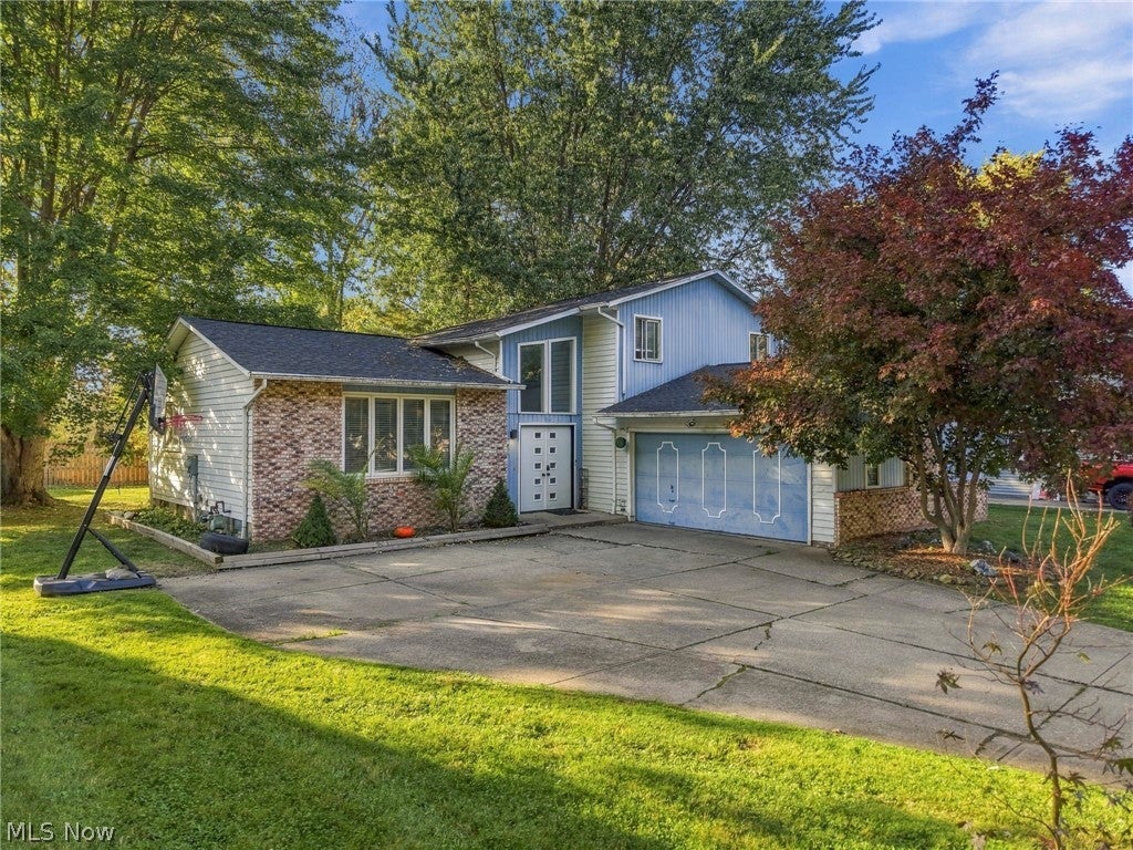 10060 Ridgewood Drive — photo