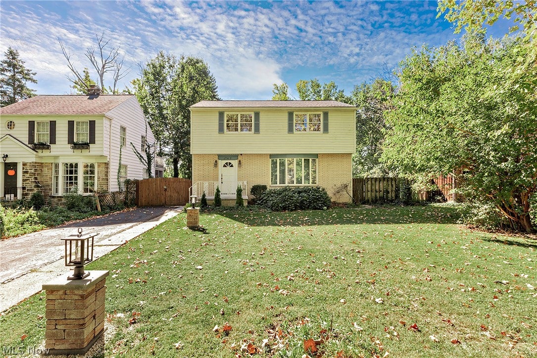 2762 Berkshire Road — photo