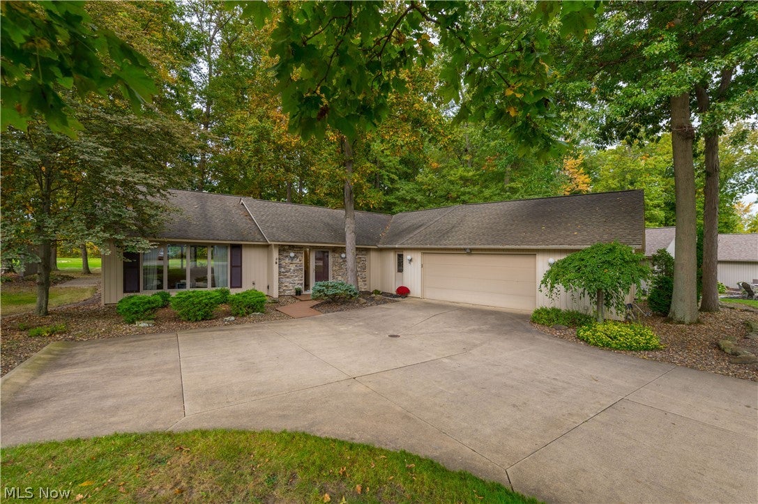 8784 Gatewood Drive — photo