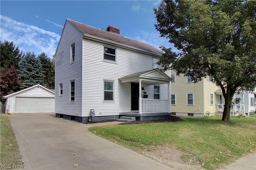 816 Devine Street — photo