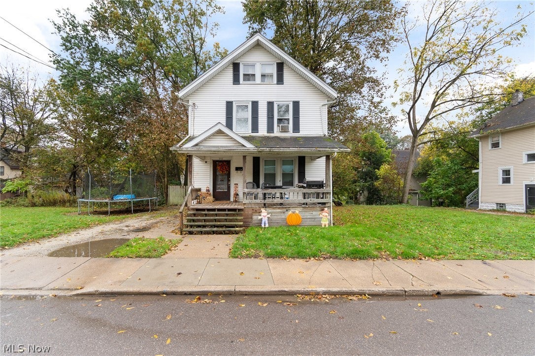 262 Gordon Drive — photo