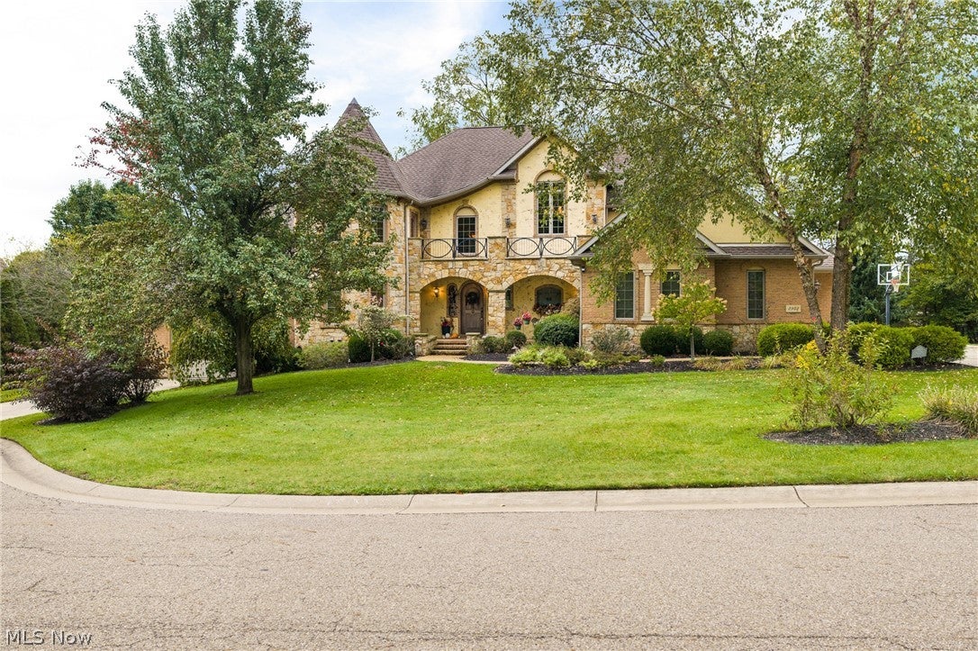 2942 Torrey Pines Circle NW — photo