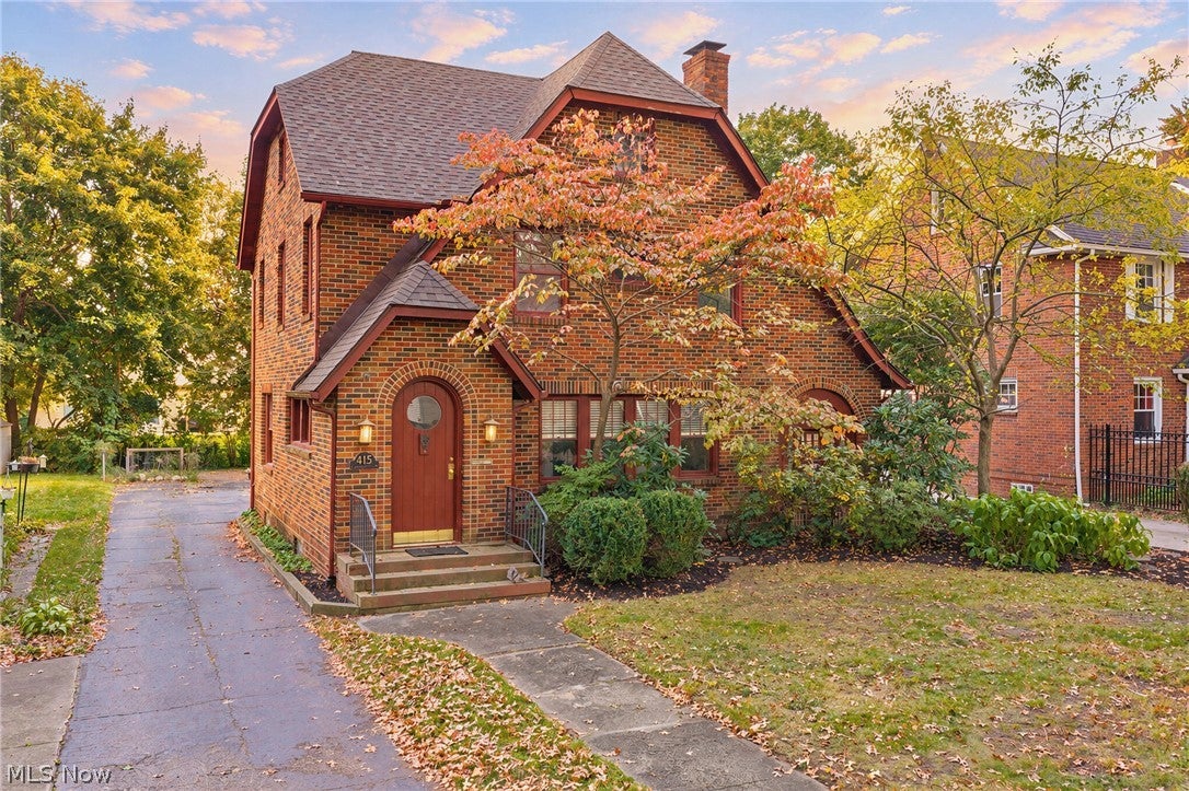 415 Greenwood Avenue — photo