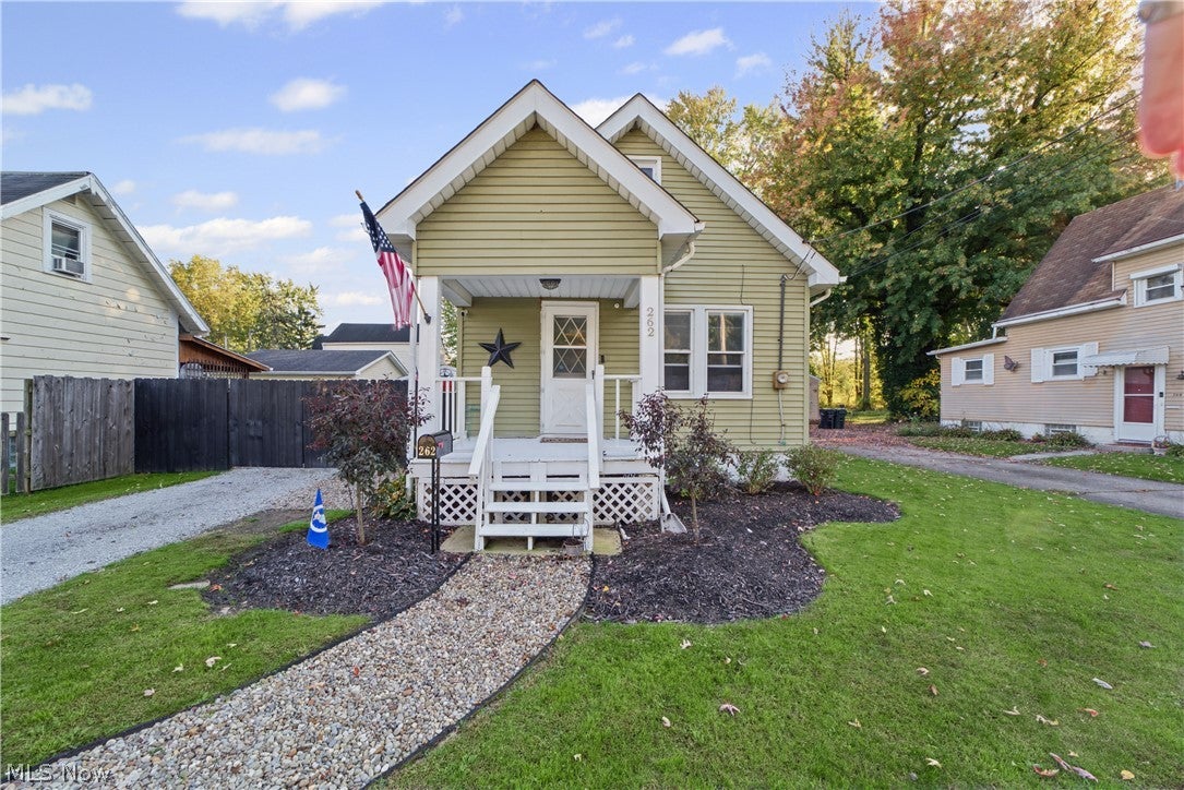262 Samuel Street — photo