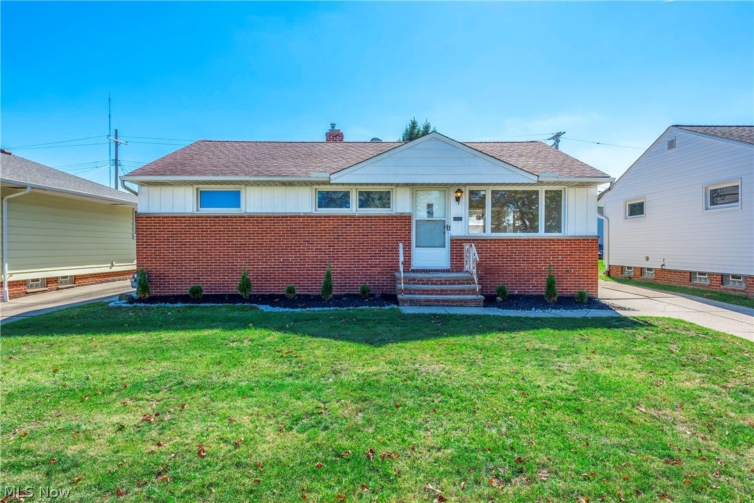 3323 Dellwood Drive — photo