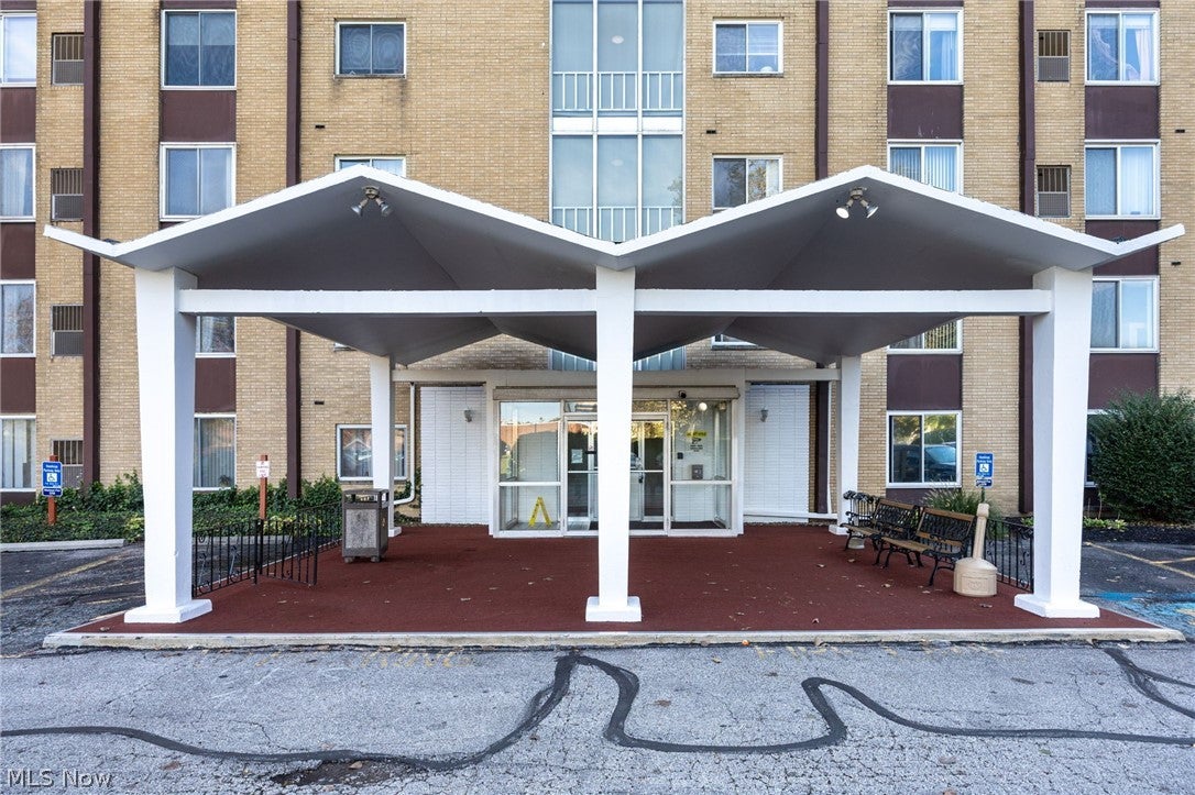 25735 Lorain Road 426 — photo