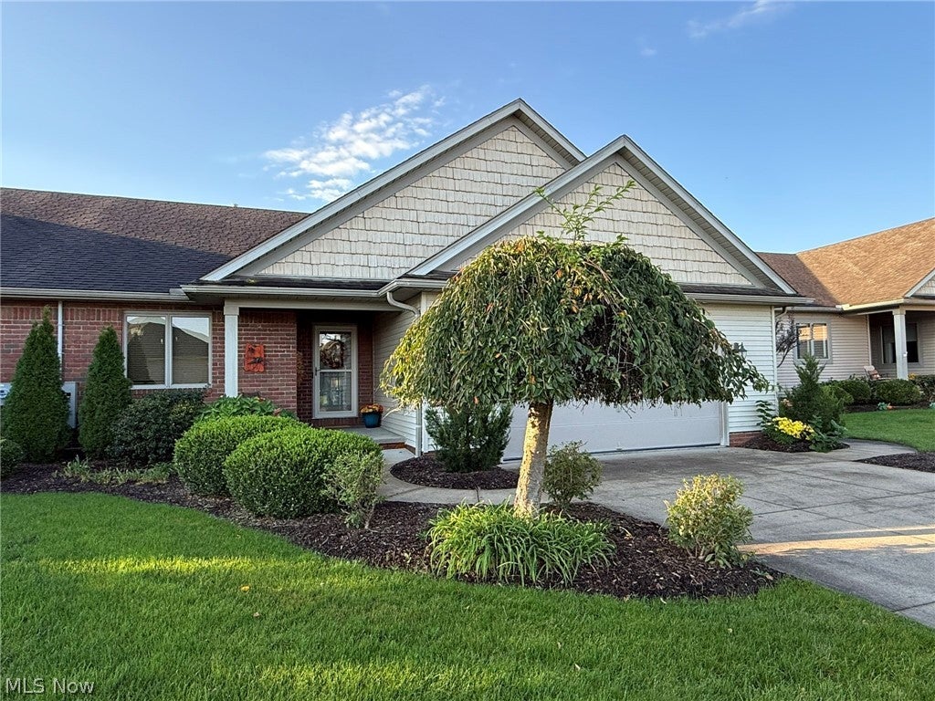1152 Pine Bluff Drive NE — photo
