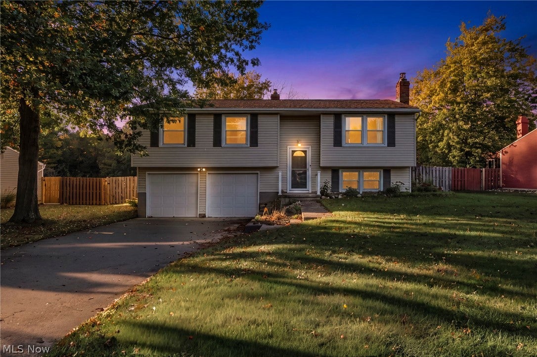 22266 Lorraine Drive — photo