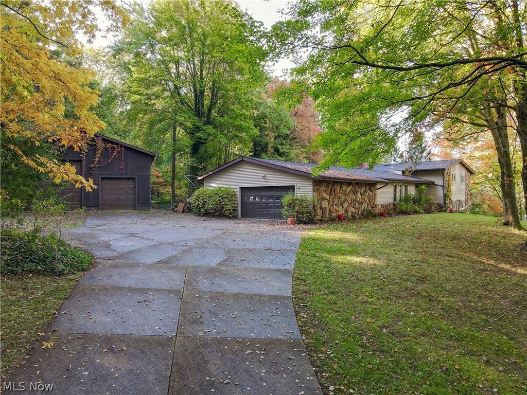 2878 Sunnybrook Road — photo