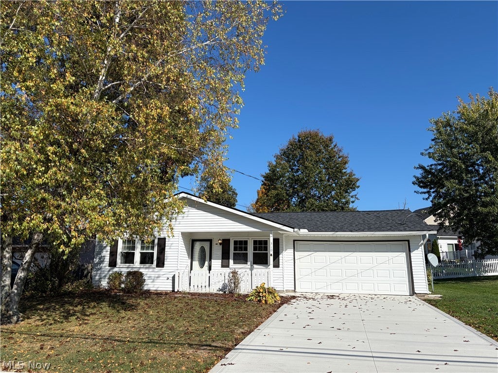 310 Trailwood Drive — photo