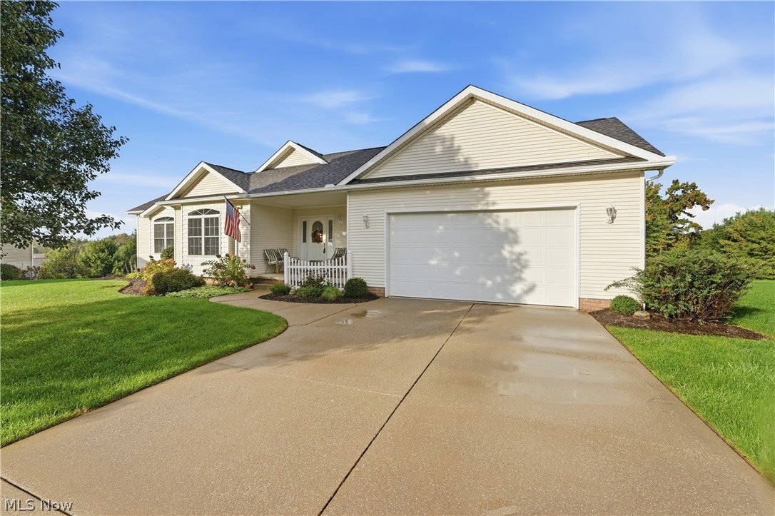 4433 Trail Head Circle NW — photo