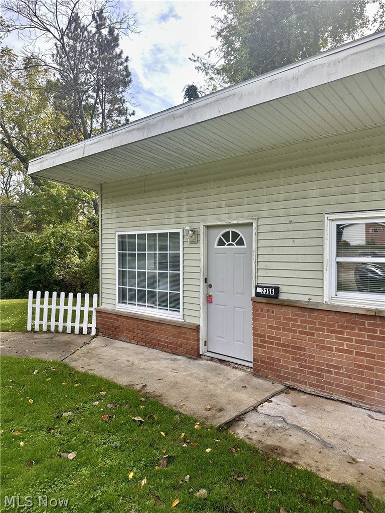 2356 Newton Street — photo