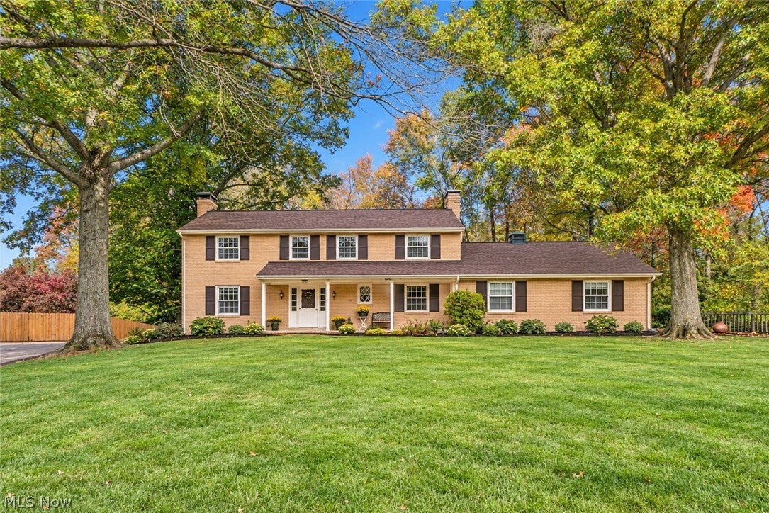 2221 Devonshire Drive NW — photo