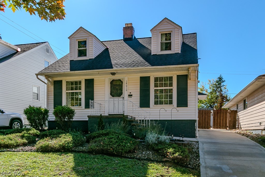 18010 Maple Heights Boulevard — photo