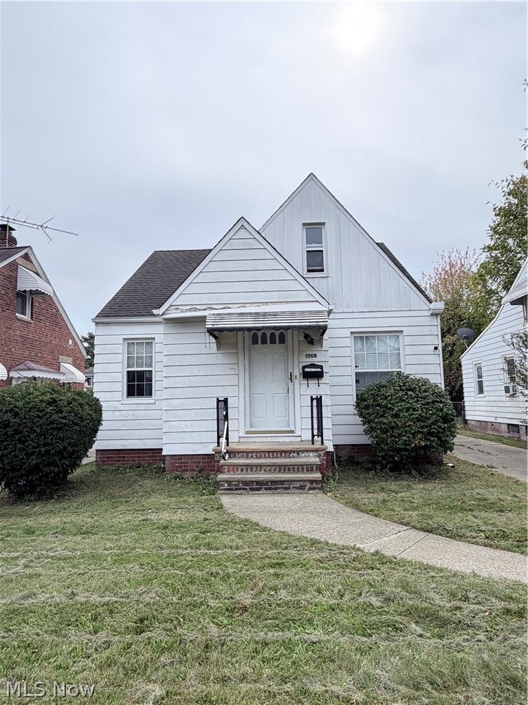 11108 Plymouth Avenue — photo