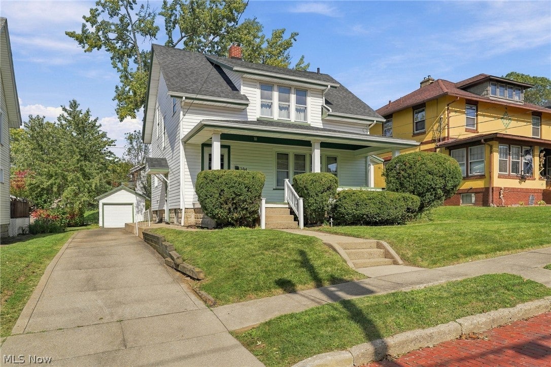 304 Commonwealth Avenue NW — photo