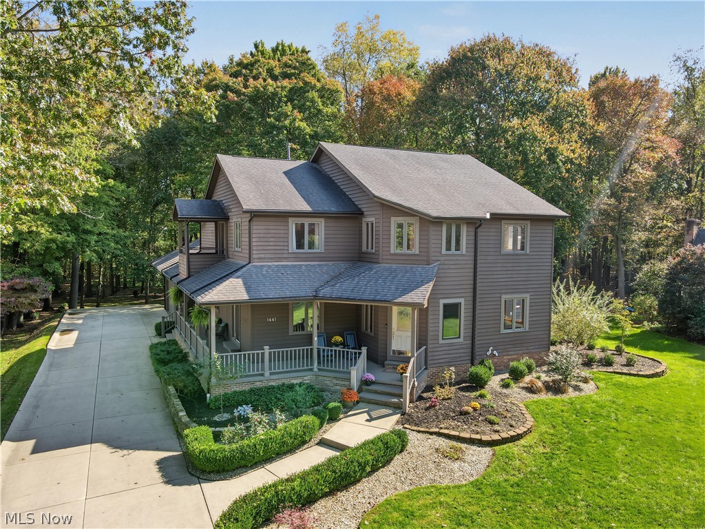 1441 River Edge Drive — photo