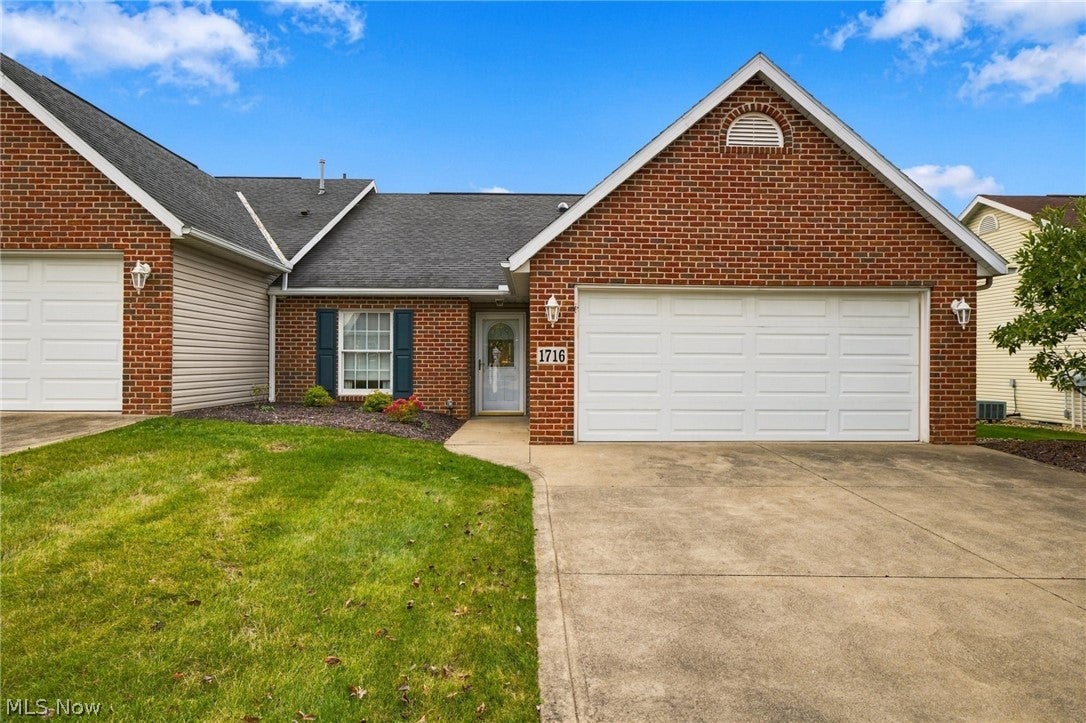 1716 Deermeadow Court — photo