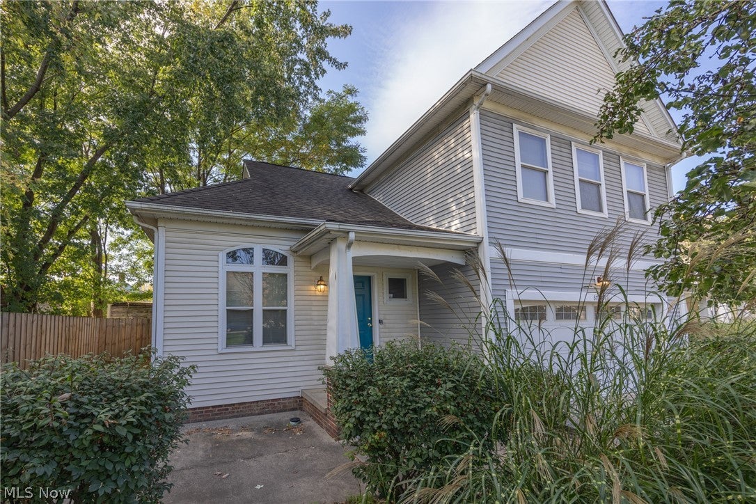 3718 Minster Court — photo