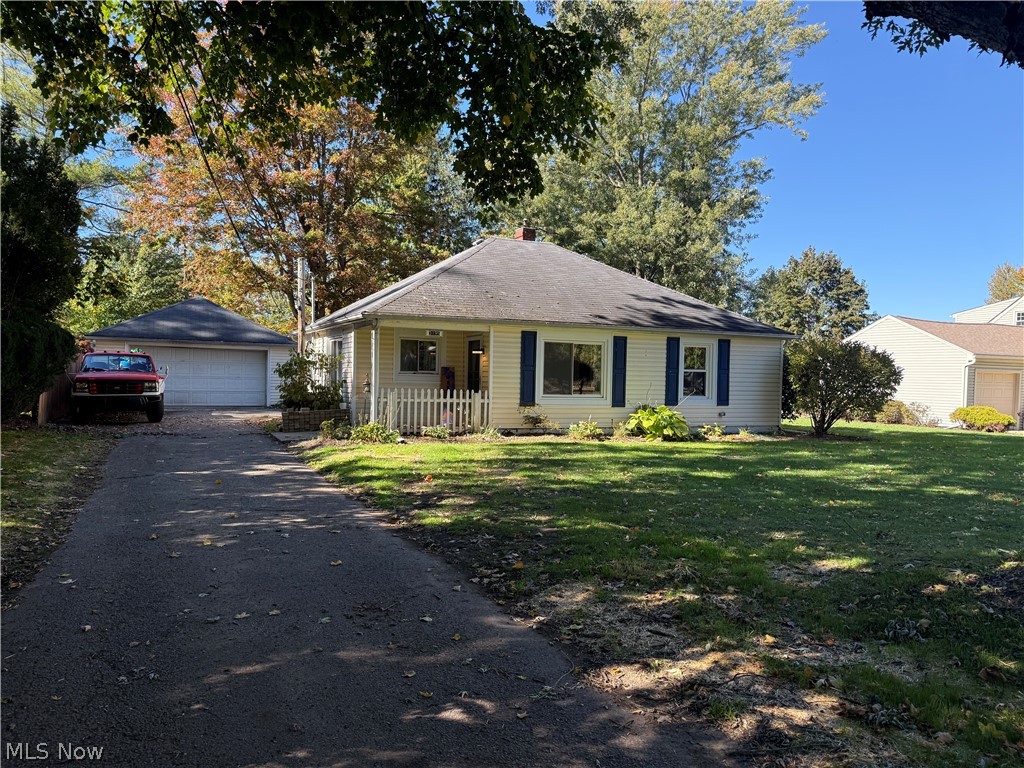 3195 Martha Drive — photo