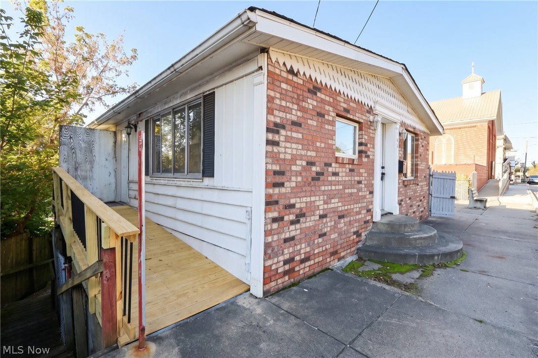 205 E High Street, Flushing, OH 43977 — photo 2