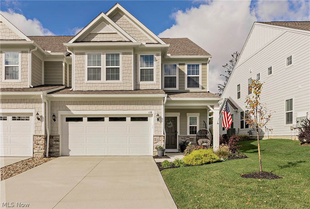118 Lake Balaton Drive — photo