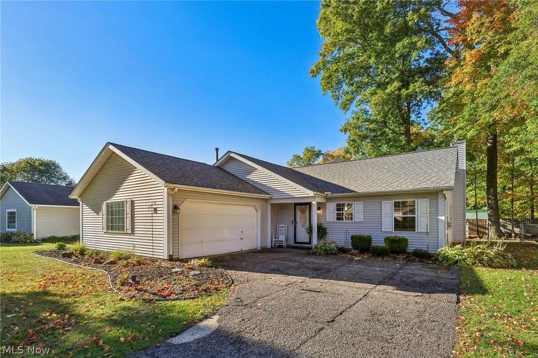 638 Sunset Drive — photo