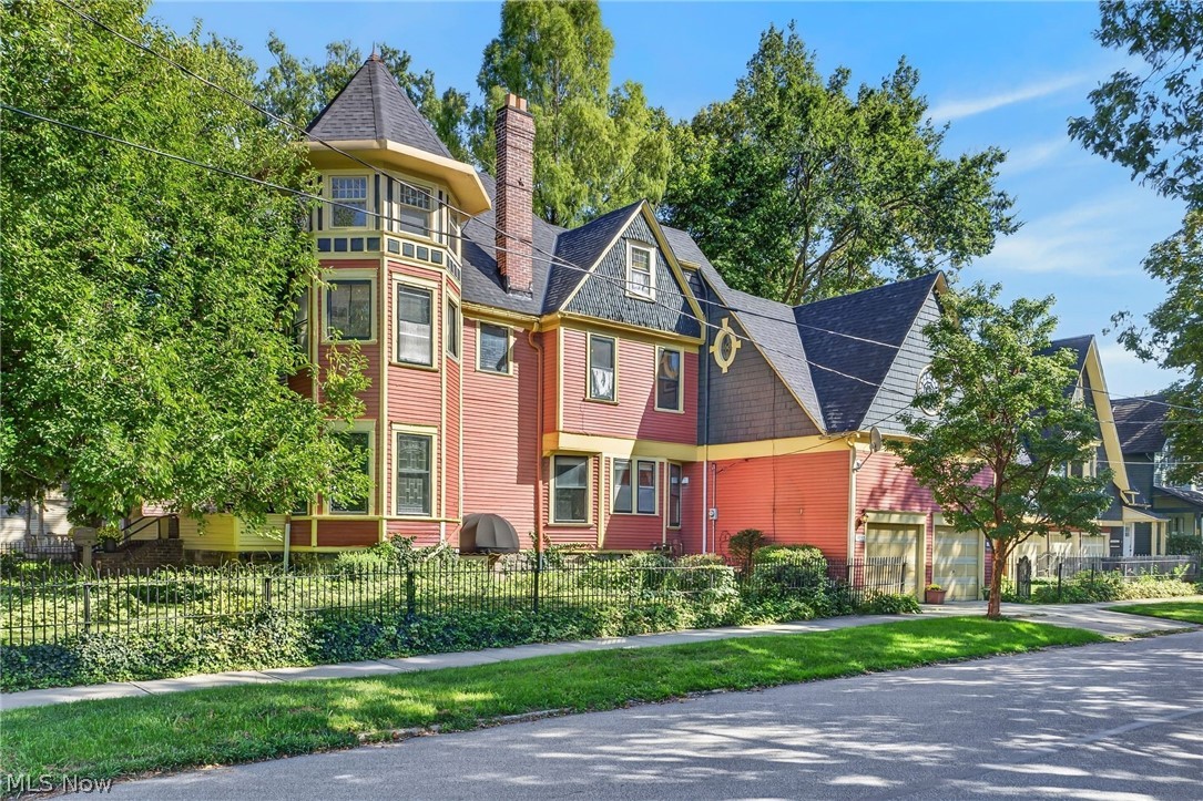 3515 Archwood Street — photo