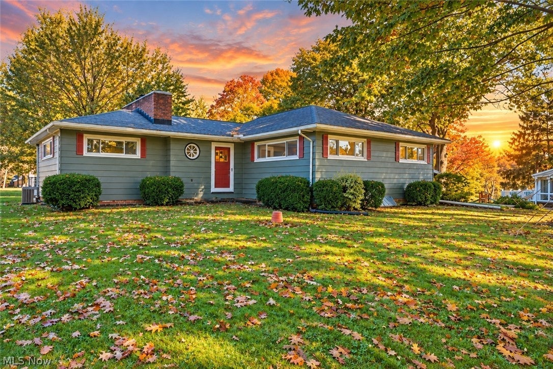 1315 Grove Street NE — photo