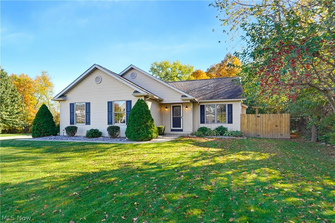 607 Sparrow Way — photo