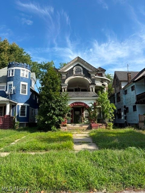 10005 South Boulevard — photo
