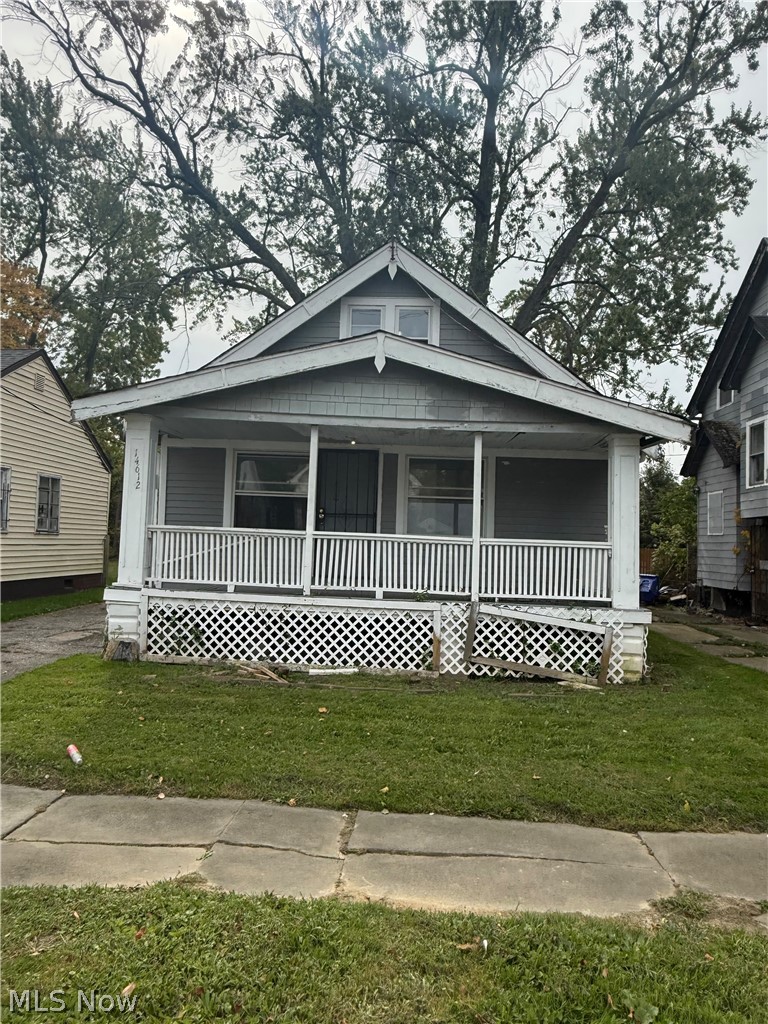 14612 Kingsford Avenue — photo